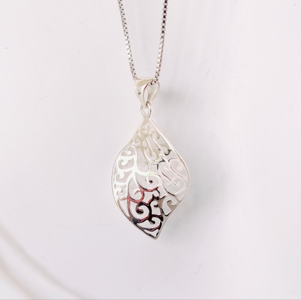 925 Sterling Silver Pendant